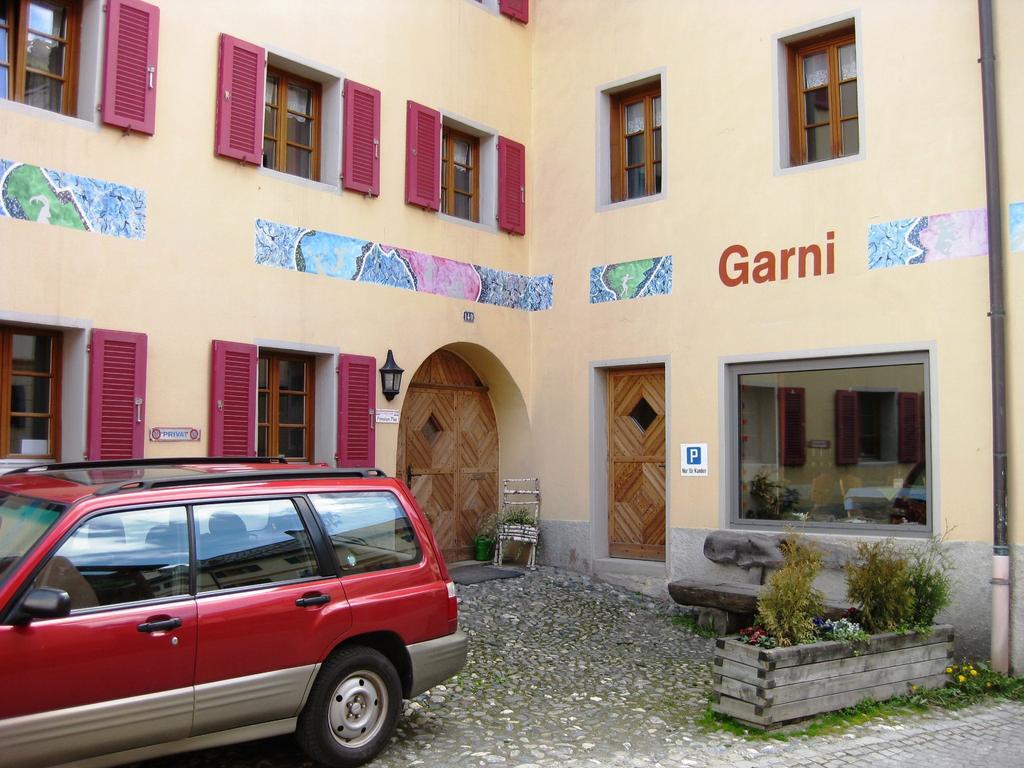 Pensiun Garni Plaz Hotel Scuol Bagian luar foto